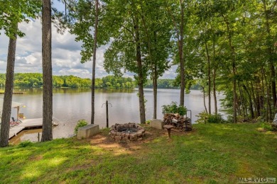 A Delightful Lake House with lots of extras!  A beautiful on Tanglewood Shores Golf and Country Club in Virginia - for sale on GolfHomes.com, golf home, golf lot