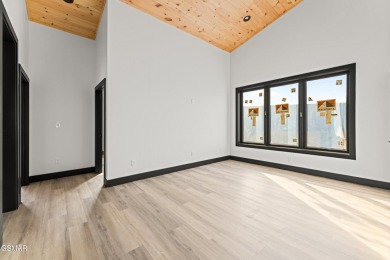 Luxury New Construction Pool Cabin with Golf Course and Mountain on Sevierville Golf Club in Tennessee - for sale on GolfHomes.com, golf home, golf lot