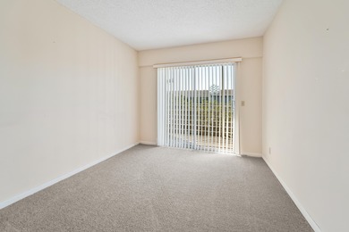 Lovely 2 bd, 1.5 bth condo in famous Boca Raton, FL.  Beach is on Southwinds Golf Course in Florida - for sale on GolfHomes.com, golf home, golf lot