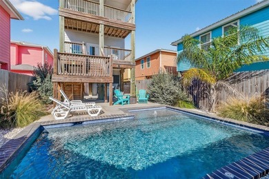 CUSTOM HOME IN THE HEART OF TOWN! 'Making Waves' is the 3 story on Palmilla Beach Golf Club in Texas - for sale on GolfHomes.com, golf home, golf lot