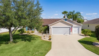 ~2023 ROOF-HVAC-HOT WATER HEATER~ ~QUARTZ COUNTERTOPS~ ~GOLF on Pennbrooke Fairways in Florida - for sale on GolfHomes.com, golf home, golf lot