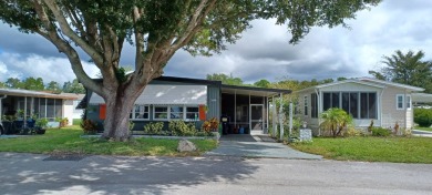 Priced for quick sale. Here is a charming, comfy, and beautiful on Fairways Country Club in Florida - for sale on GolfHomes.com, golf home, golf lot