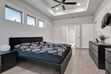 Welcome to this beautiful home! This 4 bedrooms, 3 full on Cross Timbers Golf Course in Texas - for sale on GolfHomes.com, golf home, golf lot