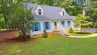 Welcome to Hummingbird Cottage! This 3-BR, 2-bathroom home is on Kinderton Country Club in Virginia - for sale on GolfHomes.com, golf home, golf lot