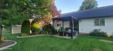 Immaculate and beautifully updated rancher on a large lot on Prairie Falls Golf Club in Idaho - for sale on GolfHomes.com, golf home, golf lot