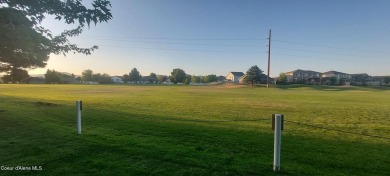 Immaculate and beautifully updated rancher on a large lot on Prairie Falls Golf Club in Idaho - for sale on GolfHomes.com, golf home, golf lot