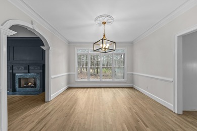 LAKE VIEWS AND A PREMIER GREAT WATERS LOCATION PRESENT AN on Great Waters Course At Reynolds Plantation in Georgia - for sale on GolfHomes.com, golf home, golf lot