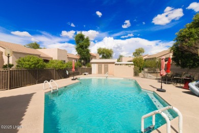 Beautiful ground floor 2 bedroom, 2 bath condo, with a garage on London Bridge Golf Course in Arizona - for sale on GolfHomes.com, golf home, golf lot