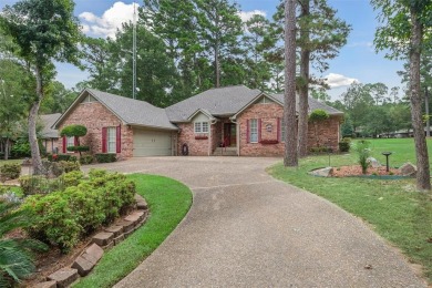 Wonderful 3BD-2.5BA Golf Course Home with brand NEW roof at on Holly Lake Ranch Golf Club in Texas - for sale on GolfHomes.com, golf home, golf lot