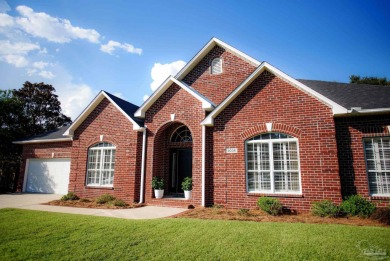 Well-appointed home that will appeal to Buyers seeking quality on Marcus Pointe Golf Club in Florida - for sale on GolfHomes.com, golf home, golf lot