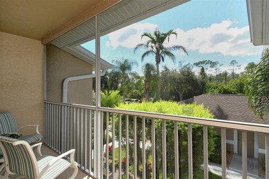 Take a look at this beautifully updated second-floor Drummond on Heritage Oaks Golf and Country Club in Florida - for sale on GolfHomes.com, golf home, golf lot