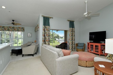 Take a look at this beautifully updated second-floor Drummond on Heritage Oaks Golf and Country Club in Florida - for sale on GolfHomes.com, golf home, golf lot