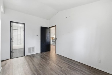 Updated golf-course duplex with strong income potential and on Holiday Island Golf Course in Arkansas - for sale on GolfHomes.com, golf home, golf lot