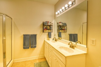 Beautiful Clean spacious end unit located in * The Fairways of on International Club of Myrtle Beach in South Carolina - for sale on GolfHomes.com, golf home, golf lot