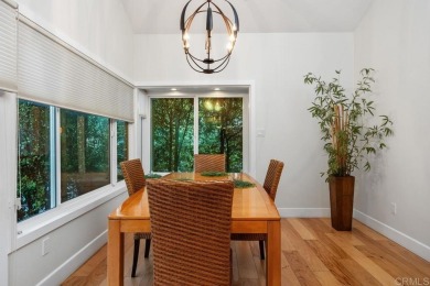 Gorgeous Single Level Solana Beach Stunner! Meticulously on Lomas Santa Fe Executive Golf Course in California - for sale on GolfHomes.com, golf home, golf lot