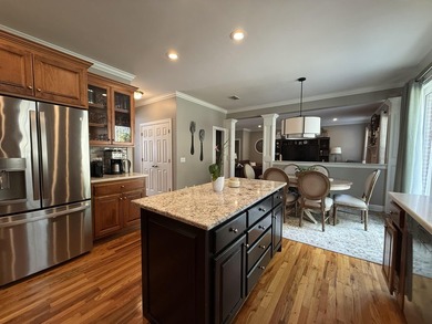 Live in the prestigious gated community of Golden Eagle. True 5 on Golden Eagle Country Club in Florida - for sale on GolfHomes.com, golf home, golf lot