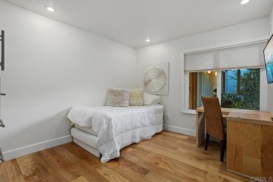 Gorgeous Single Level Solana Beach Stunner! Meticulously on Lomas Santa Fe Executive Golf Course in California - for sale on GolfHomes.com, golf home, golf lot