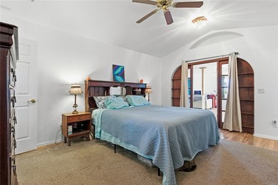 Desert Jewel Just Minutes from Kingman! Enjoy the perfect on Valle Vista Golf Course in Arizona - for sale on GolfHomes.com, golf home, golf lot