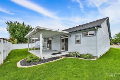 Welcome home to this one owner, single level home in the golf on Lakeview Golf Club in Idaho - for sale on GolfHomes.com, golf home, golf lot