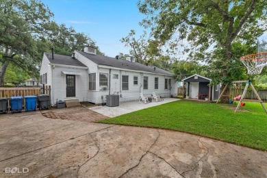 Welcome to this Broadmoor beauty where classic charm meets on Querbes Park Golf Course in Louisiana - for sale on GolfHomes.com, golf home, golf lot