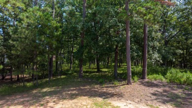 Beautiful home site on a quiet street in Reynolds Lake Oconee on Reynolds Lake Oconee - The Oconee in Georgia - for sale on GolfHomes.com, golf home, golf lot