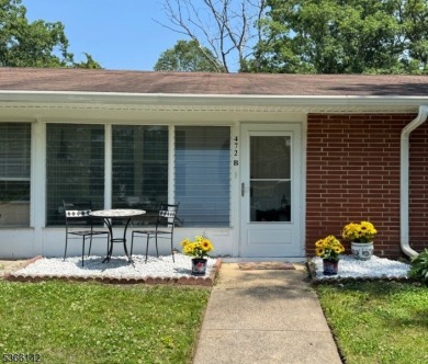 Charming 1 Bed, 1 Bath Condo in Leisure Village * Lakewood on Lakewood Country Club in New Jersey - for sale on GolfHomes.com, golf home, golf lot