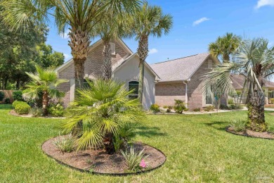 Come see this truly Florida style 4 bedroom home. It's an all on Marcus Pointe Golf Club in Florida - for sale on GolfHomes.com, golf home, golf lot
