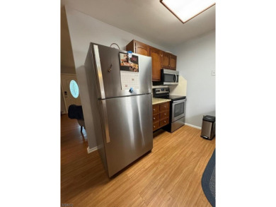 Charming 1 Bed, 1 Bath Condo in Leisure Village * Lakewood on Lakewood Country Club in New Jersey - for sale on GolfHomes.com, golf home, golf lot