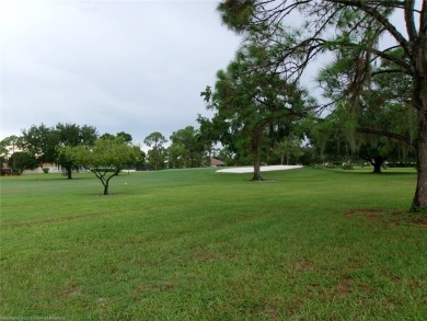 A Grand Size home in Manor Hill of Sun N Lake Estates. Right on on Sun n Lake Golf and Country Club in Florida - for sale on GolfHomes.com, golf home, golf lot
