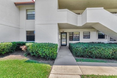 Step inside this light & bright condo to find yourself in a on The Links At Boynton Beach - The Family Course in Florida - for sale on GolfHomes.com, golf home, golf lot
