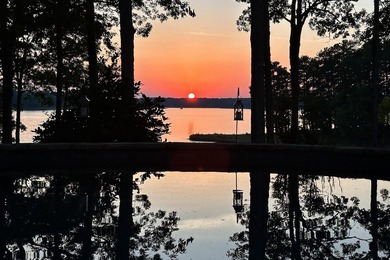 LAKE FRONT LUXURY LIVING AT REYNOLDS LAKE OCONEE!  Perfectly on Reynolds Lake Oconee - The Oconee in Georgia - for sale on GolfHomes.com, golf home, golf lot