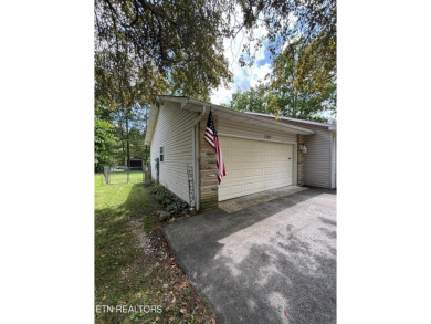 Adorable 3 Bedroom 2 Bath home on double lots with fenced back on Lake Tansi Village Country Club in Tennessee - for sale on GolfHomes.com, golf home, golf lot