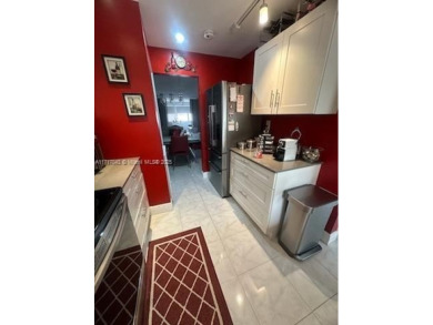 NEWLY REDUCED AND NEGOTIABLE PRICE. CENTRALLY LOCATED UPDATED 1 on Sunrise Lakes Phase IV Golf Course in Florida - for sale on GolfHomes.com, golf home, golf lot