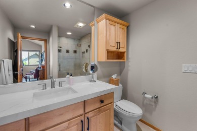 Beautifully updated, meticulous & move-in ready town home, in an on Broken Top Club in Oregon - for sale on GolfHomes.com, golf home, golf lot