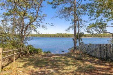 Don't miss this fantastic opportunity to own a spacious on Sharks Tooth Golf Club in Florida - for sale on GolfHomes.com, golf home, golf lot