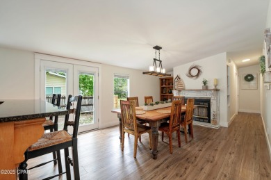 Don't miss this fantastic opportunity to own a spacious on Sharks Tooth Golf Club in Florida - for sale on GolfHomes.com, golf home, golf lot