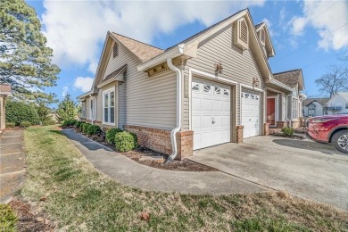 Great single story, end unit condo located on the Greenbrier on Greenbrier Country Club in Virginia - for sale on GolfHomes.com, golf home, golf lot