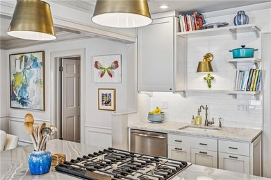 The charming Collier Hills cottage you've been waiting for! This on Bobby Jones Golf Club in Georgia - for sale on GolfHomes.com, golf home, golf lot