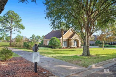 Custom 4/4 home overlooking the golf course - circular drive on Glenlakes Golf Club in Alabama - for sale on GolfHomes.com, golf home, golf lot