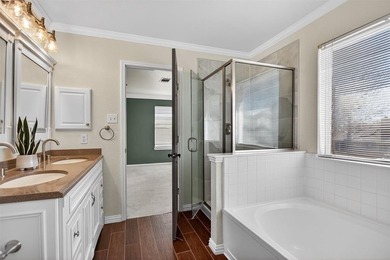 Awesome home in Woodbridge, just a short walk to the pool and on Woodbridge Golf Club in Texas - for sale on GolfHomes.com, golf home, golf lot