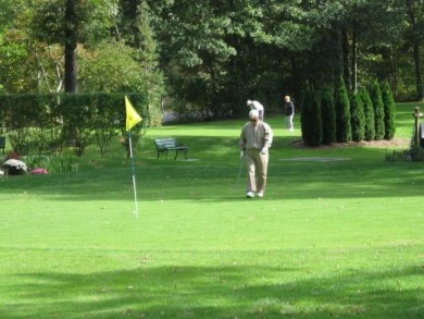 Lovely corner unit Baronet with Updated windows, kitchen with on Leisure Village Golf Course in New York - for sale on GolfHomes.com, golf home, golf lot