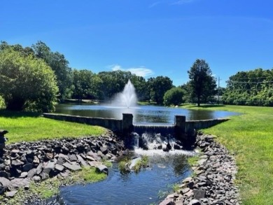 Lovely corner unit Baronet with Updated windows, kitchen with on Leisure Village Golf Course in New York - for sale on GolfHomes.com, golf home, golf lot