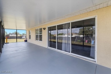 Move-in ready 3 Bedrooms + Den, 2 Bathroom ranch-style home with on Mirror Lakes Golf Club in Florida - for sale on GolfHomes.com, golf home, golf lot