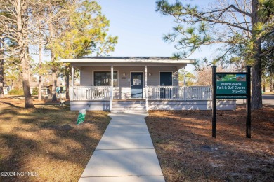 Welcome Home to this lovely Inland Greens townhouse centrally on Inland Greens Golf Course in North Carolina - for sale on GolfHomes.com, golf home, golf lot