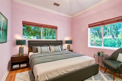 (HUGE DOUBLE CORNER LOT!) Over 100K Price Reduction & Over $100K on Granada Golf Club in Florida - for sale on GolfHomes.com, golf home, golf lot