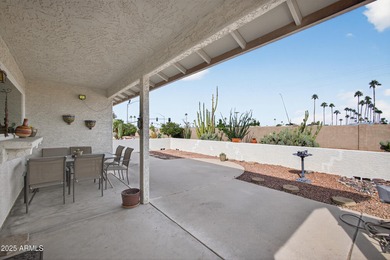 Beautifully furnished expanded Escondido model in the on Leisure World Country Club in Arizona - for sale on GolfHomes.com, golf home, golf lot