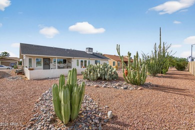 Beautifully furnished expanded Escondido model in the on Leisure World Country Club in Arizona - for sale on GolfHomes.com, golf home, golf lot