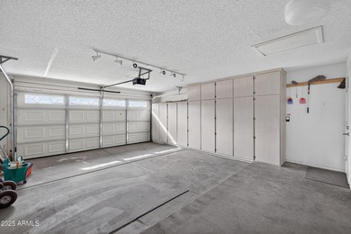 Beautifully furnished expanded Escondido model in the on Leisure World Country Club in Arizona - for sale on GolfHomes.com, golf home, golf lot