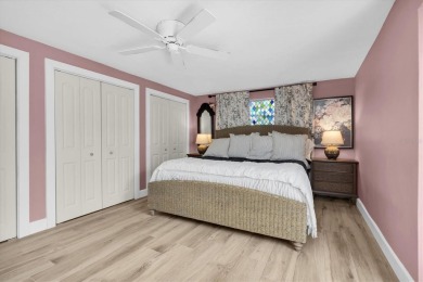 Welcome to your private oasis in the heart of highly on The Dunedin Country Club in Florida - for sale on GolfHomes.com, golf home, golf lot