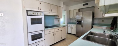 Seller offering $4,000 flooring credit with acceptable offer on Sun City Country Club in Arizona - for sale on GolfHomes.com, golf home, golf lot